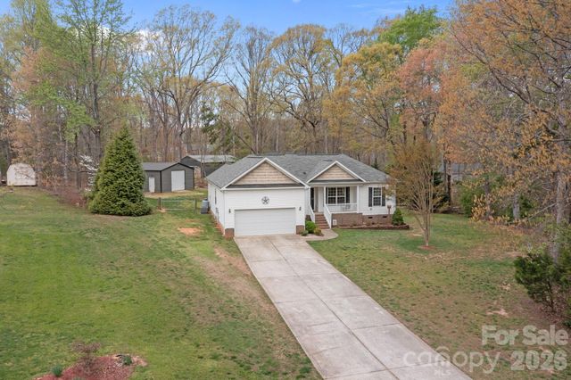 1667 Warwick Court, Lincolnton, NC 28092