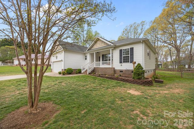 1667 Warwick Court, Lincolnton, NC 28092