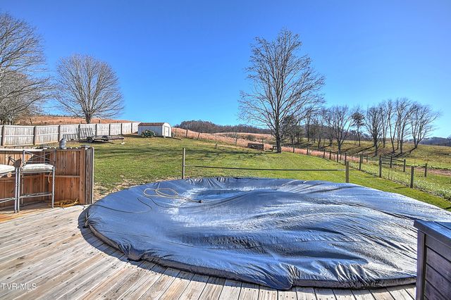 8856 Rich Valley Road, Bristol, VA 24202