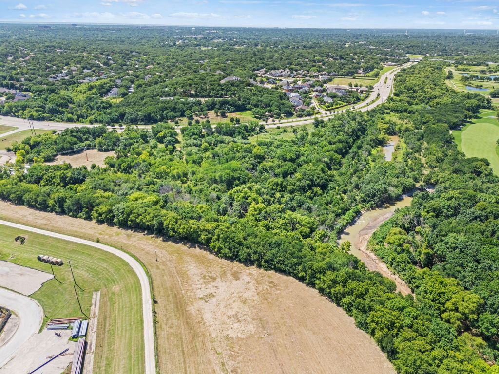 2201 NW Green Oaks Boulevard, Arlington, TX 76012
