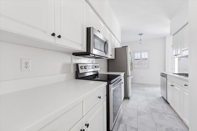 1201 Mcduffie Street 126, Houston, TX 77019