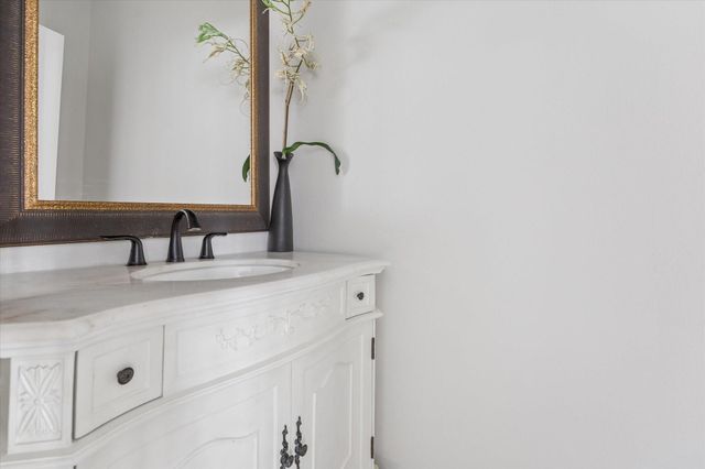 1201 Mcduffie Street 126, Houston, TX 77019