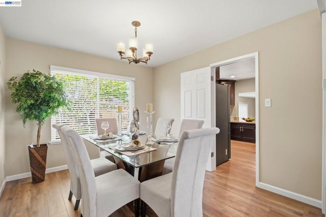 595 Seville Pl, Fremont, CA 94539