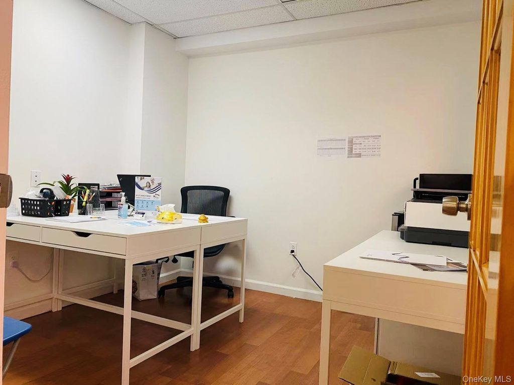 133-36 41st Rd 2G, Flushing, NY 11355 — photo 4