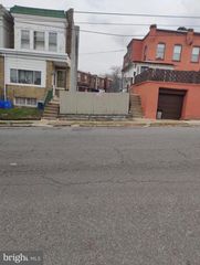 922 W TABOR RD, Philadelphia, PA 19141