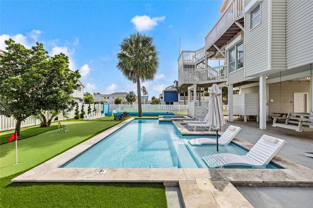 13663 Mutiny Lane, Galveston, TX 77554