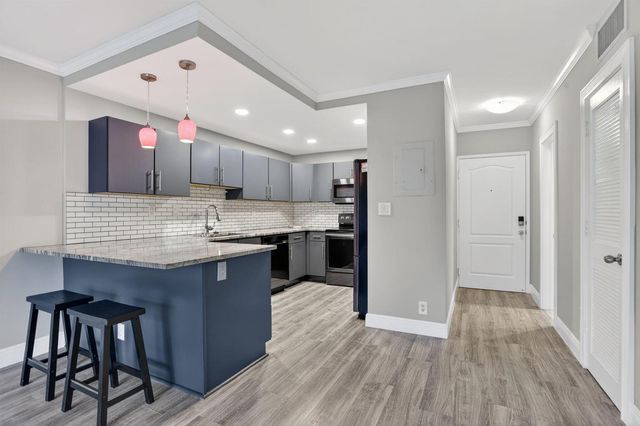 770 SE 2nd Avenue A106, Deerfield Beach, FL 33441