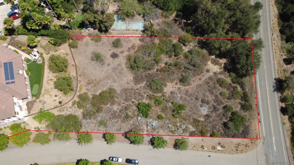1986 Via Rancho Pkwy Pm08260, Escondido, CA 92029