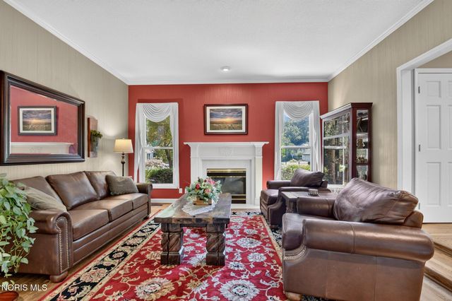 630 Anastasia Court, Holland, OH 43528