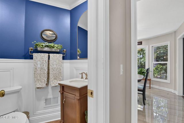 630 Anastasia Court, Holland, OH 43528