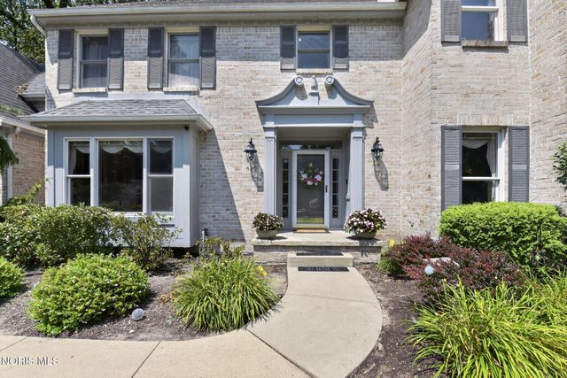 630 Anastasia Court, Holland, OH 43528