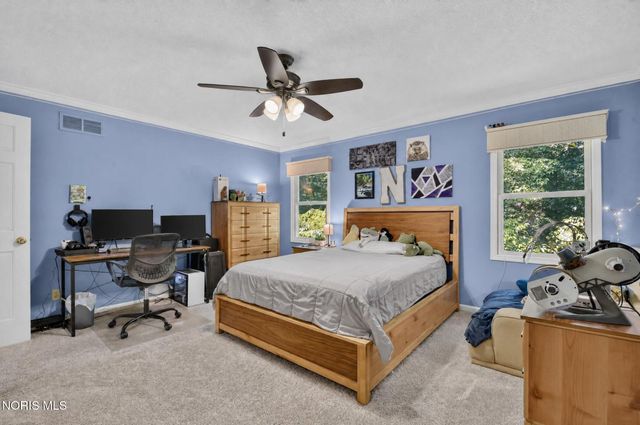 630 Anastasia Court, Holland, OH 43528
