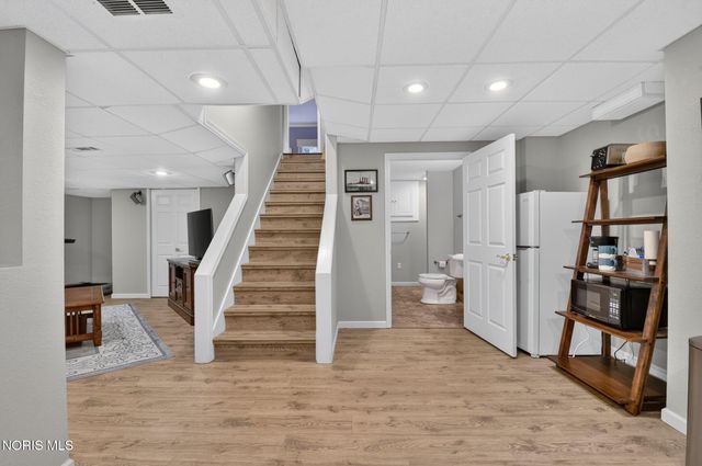630 Anastasia Court, Holland, OH 43528