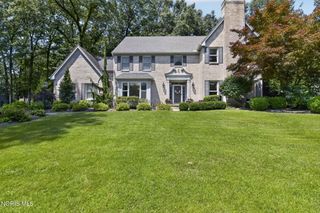 630 Anastasia Court, Holland, OH 43528