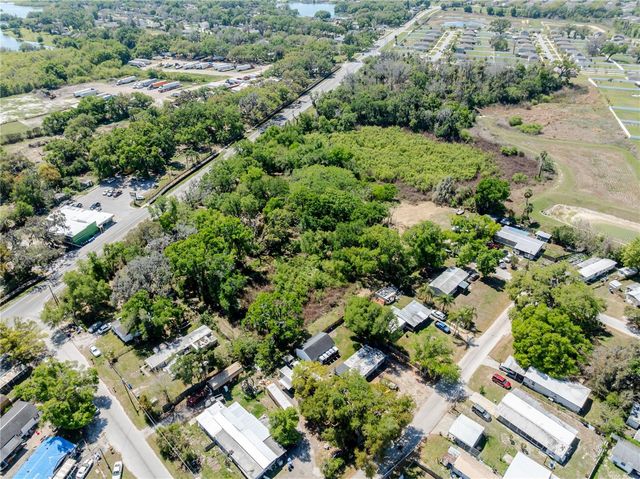 1120 NORTHWOOD DRIVE, Seffner, FL 33584