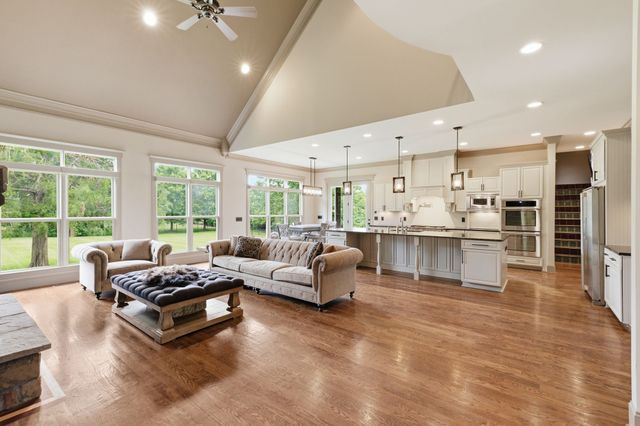 2228 Grey Cliff Dr, Franklin, TN 37064