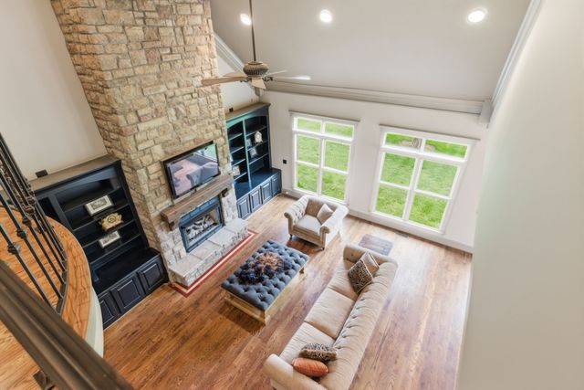 2228 Grey Cliff Dr, Franklin, TN 37064