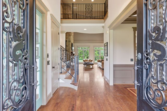 2228 Grey Cliff Dr, Franklin, TN 37064