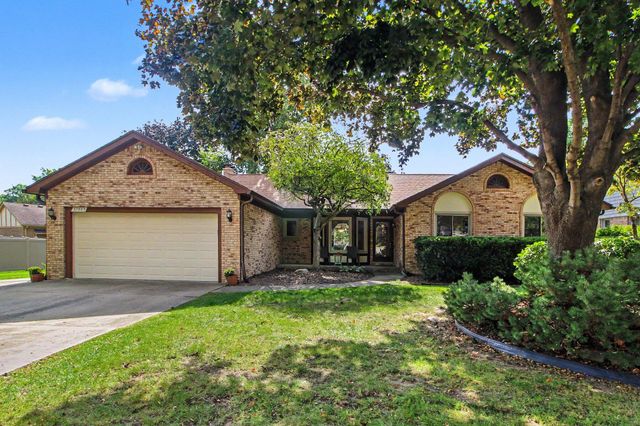 37885 Margareta Drive, Livonia, MI 48152