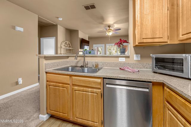 900 South Meadows Parkway APT 2723, Reno, NV 89521