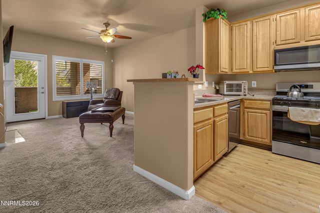 900 South Meadows Parkway APT 2723, Reno, NV 89521