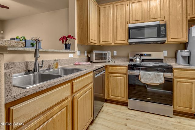 900 South Meadows Parkway APT 2723, Reno, NV 89521