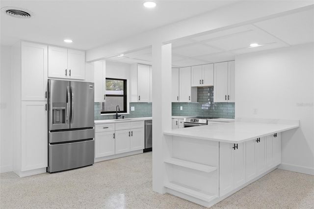 909 MARABON AVENUE, Orlando, FL 32806