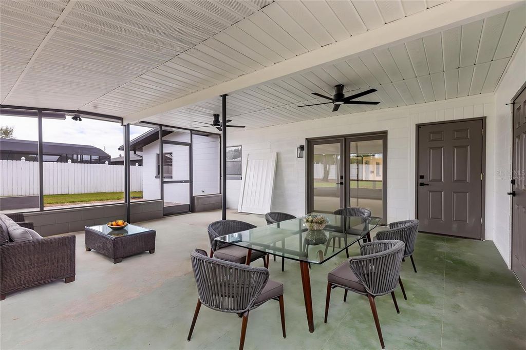 Image 27 of property listing at 909 MARABON AVENUE, Orlando, FL 32806