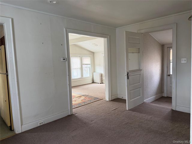 8 Maple Avenue, Tarrytown, NY 10591