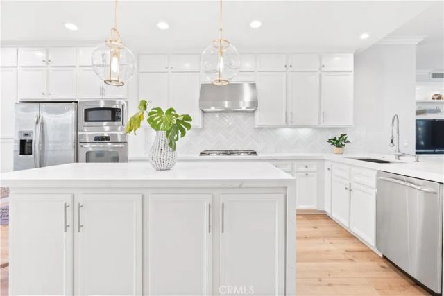 71 Vantis Drive, Aliso Viejo, CA 92656
