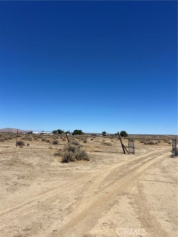 39165 240th Street, Palmdale, CA 93591