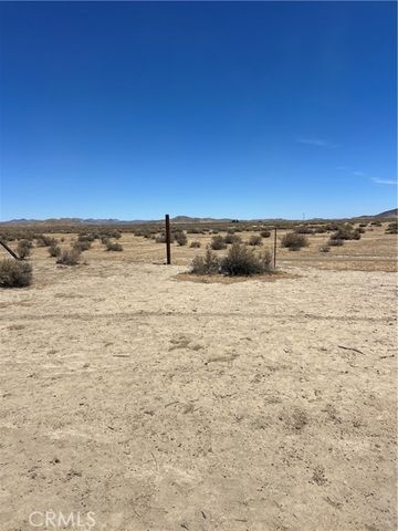 39165 240th Street, Palmdale, CA 93591