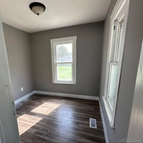 11011 Hupp Avenue, Warren, MI 48089