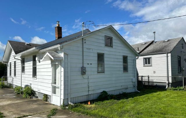 11011 Hupp Avenue, Warren, MI 48089