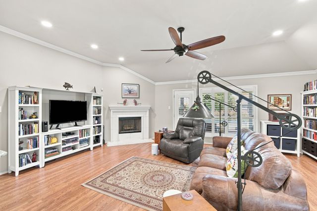 217 Nocona Drive, Waxahachie, TX 75165
