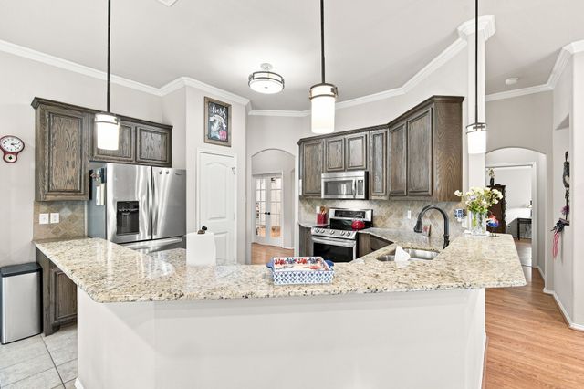 217 Nocona Drive, Waxahachie, TX 75165
