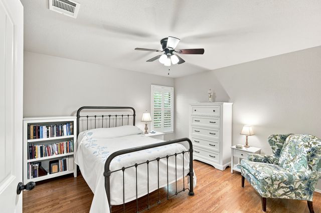 217 Nocona Drive, Waxahachie, TX 75165