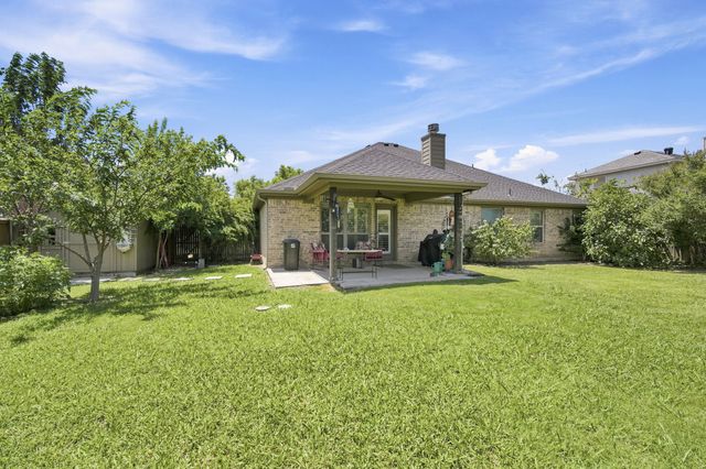 217 Nocona Drive, Waxahachie, TX 75165