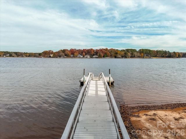 118 Broadbill Drive, Mooresville, NC 28117