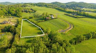 3016 Blythe Meadow Ln, Arrington, TN 37014