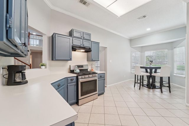 2926 Lakefield Way, Sugar Land, TX 77479