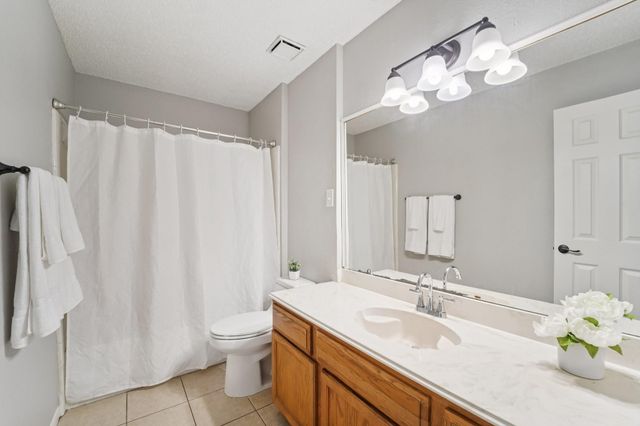 2926 Lakefield Way, Sugar Land, TX 77479