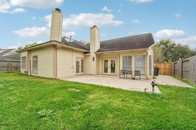 2926 Lakefield Way, Sugar Land, TX 77479