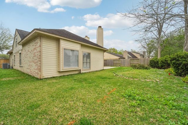 2926 Lakefield Way, Sugar Land, TX 77479
