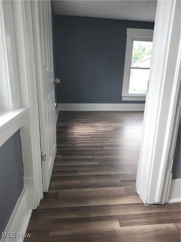 2438 Indiana Way NE, Canton, OH 44705