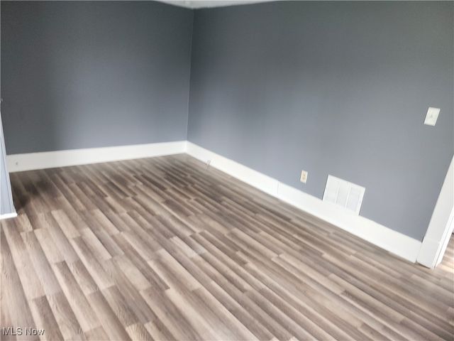 2438 Indiana Way NE, Canton, OH 44705