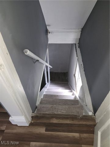 2438 Indiana Way NE, Canton, OH 44705