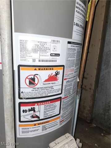 2438 Indiana Way NE, Canton, OH 44705