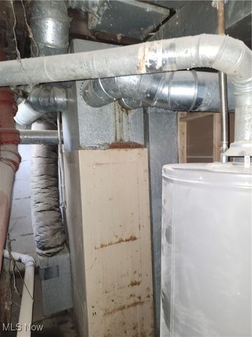 2438 Indiana Way NE, Canton, OH 44705