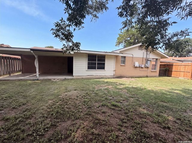 4922 BERNADINE DR, San Antonio, TX 78220